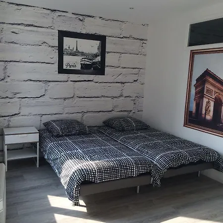 01 Best Loft Paris Montorgueil Apartment *