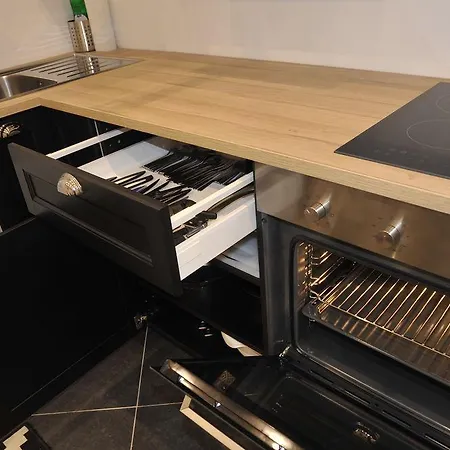 01 Best Loft Paris Montorgueil Apartment *