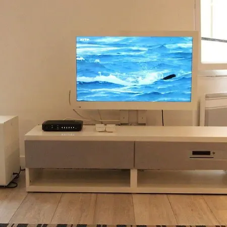 01 Best Loft Paris Montorgueil Apartment *